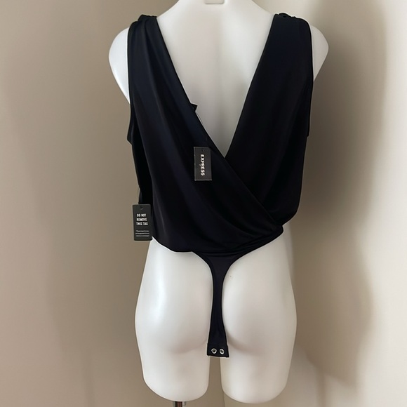 (NWT) Express Women’s Black Bodysuit, Small - Picture 15 of 15